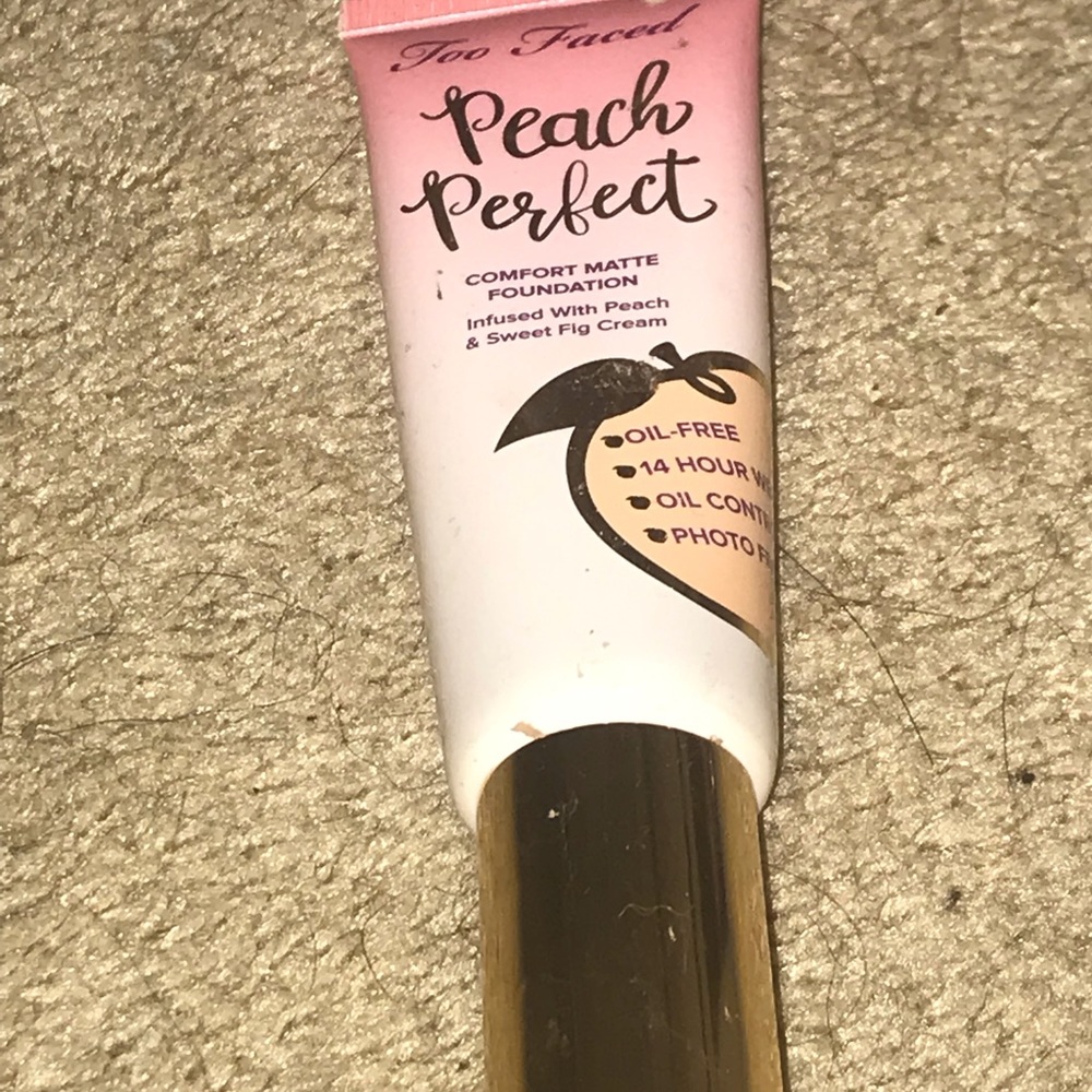 Too faced peach perfect foundation